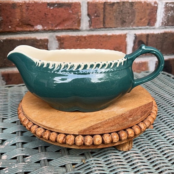 Harker Gravy Boat - Harkerware - Picture 3 of 10